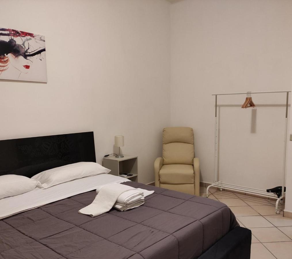 Lorenzo B&B House Battipaglia Exterior photo